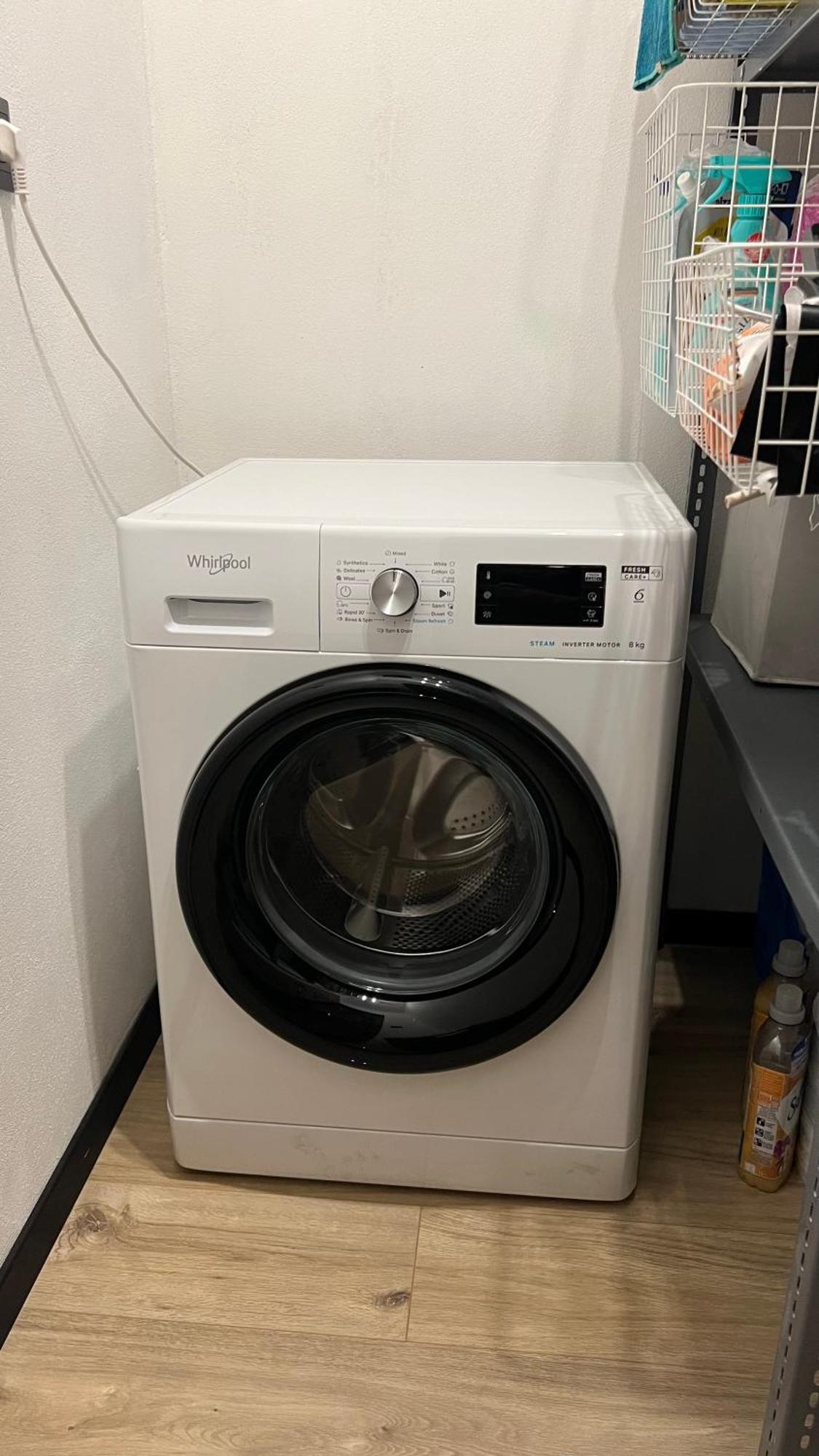 Lake Apartment, 2X Free Garage, 10 Mins To Centre ブラチスラヴァ エクステリア 写真